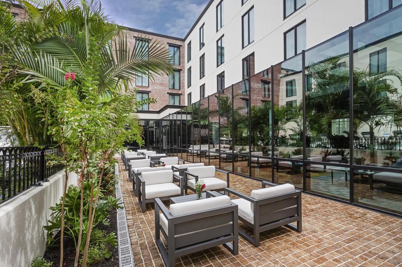 Hotel Haya Tampa Zewnętrze zdjęcie