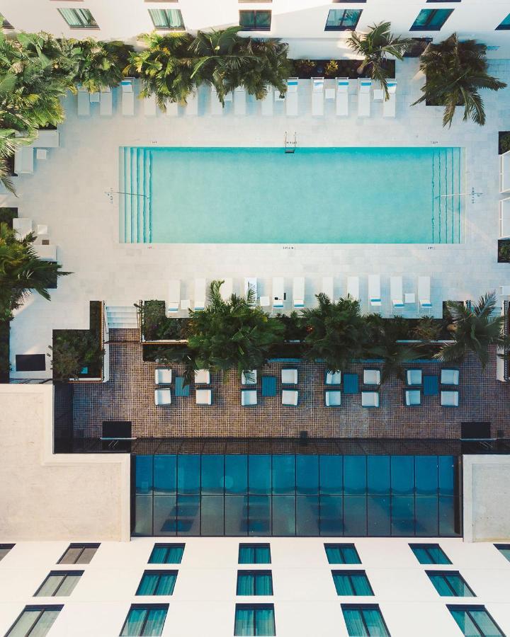 Hotel Haya Tampa Zewnętrze zdjęcie